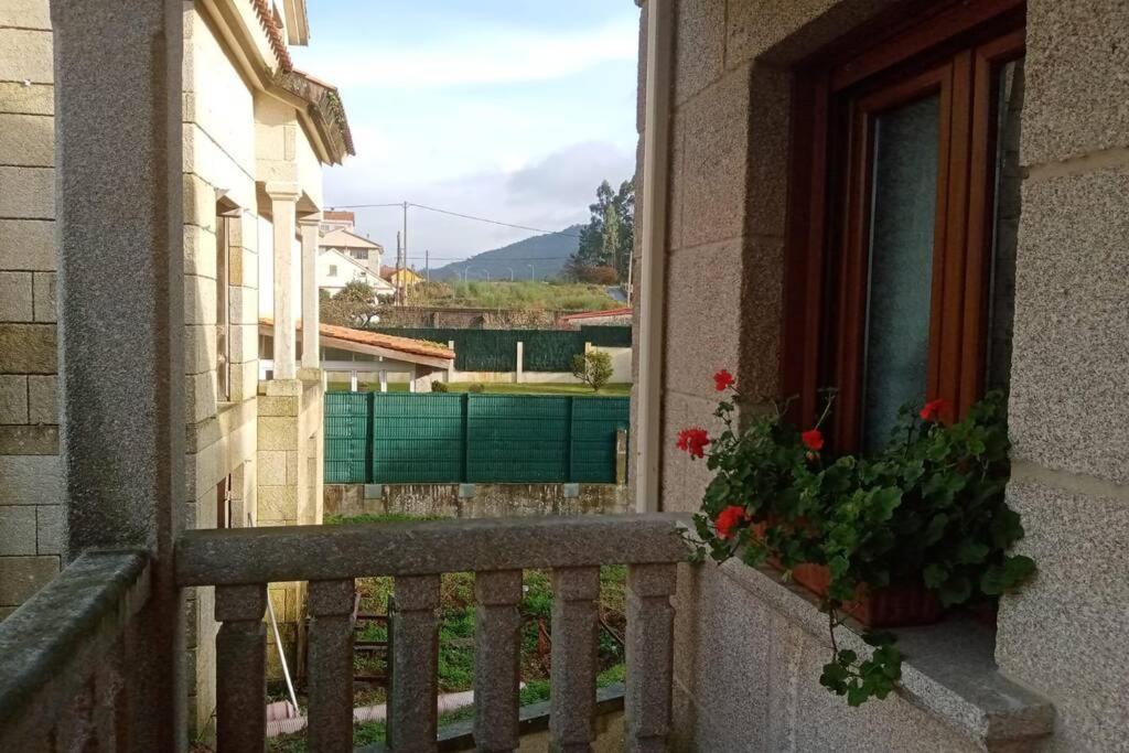 La Casa De Aldan Entre El Mar Y El Bosque